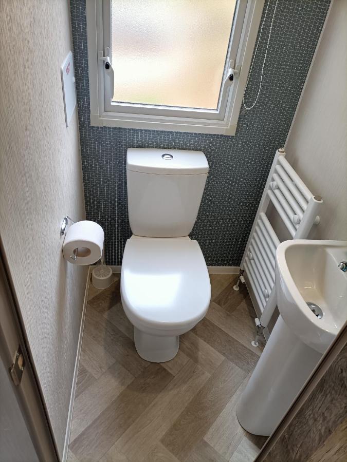 Yew Tree Retreat Villa Selsey Luaran gambar