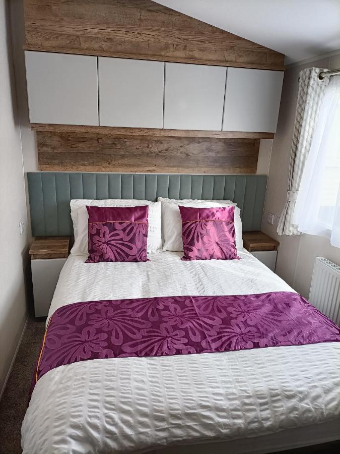 Yew Tree Retreat Villa Selsey Luaran gambar